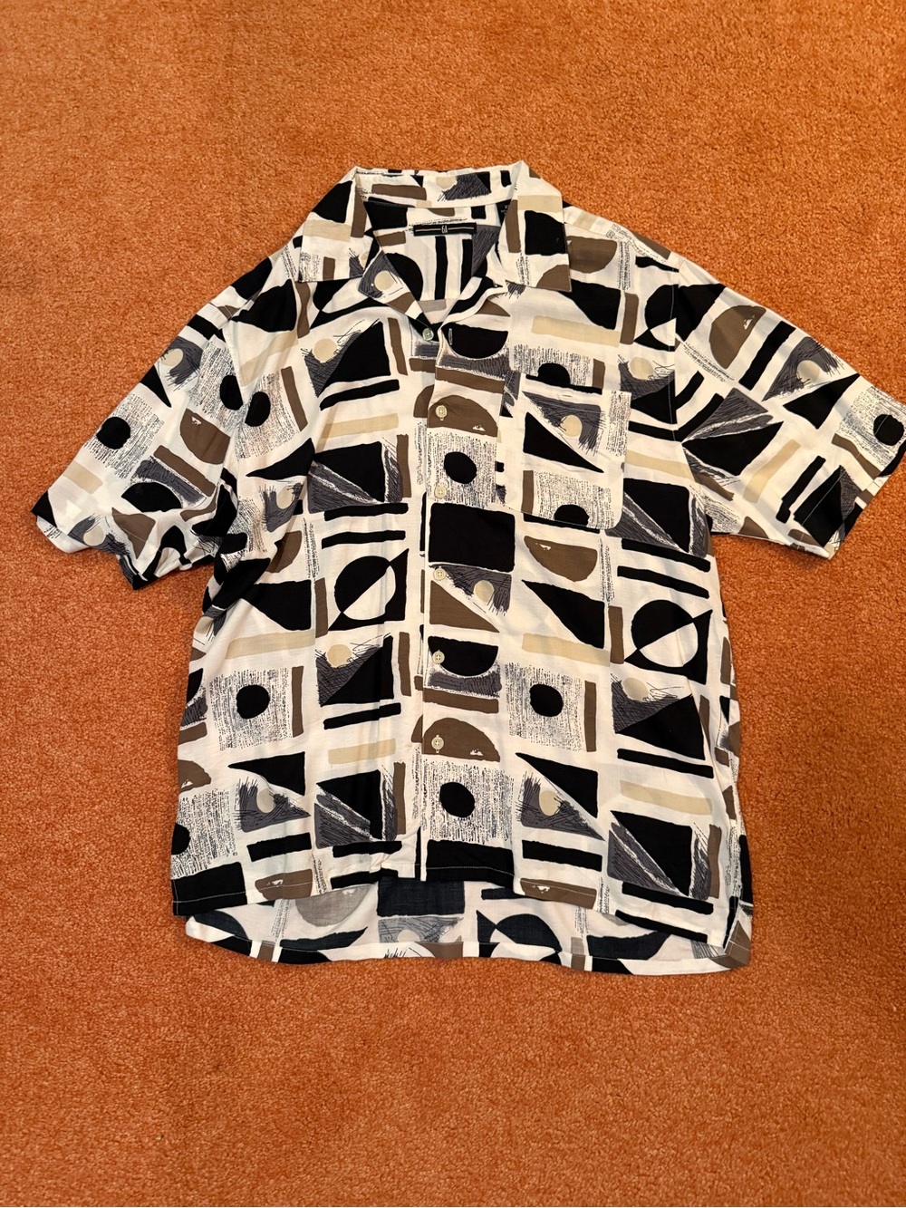 Abstract Geometric Short Sleeve Button-Down Shirt - Black, Tan & Cream